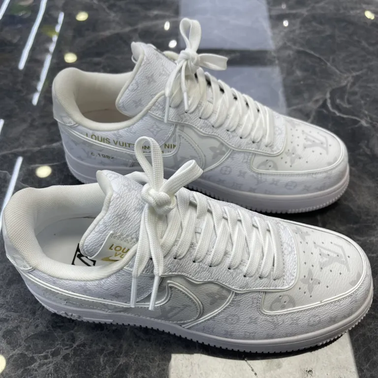 Louis Vuitton Shoe 